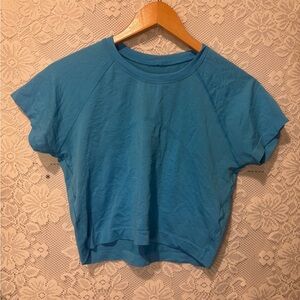 Lululemon swiftly cropped tee in blue